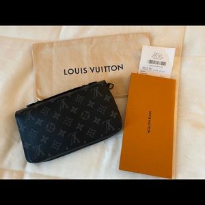 Louis Vuitton Zippy XL Wallet Perfect Condition!